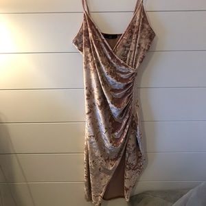 Crushed velvet midi dress.